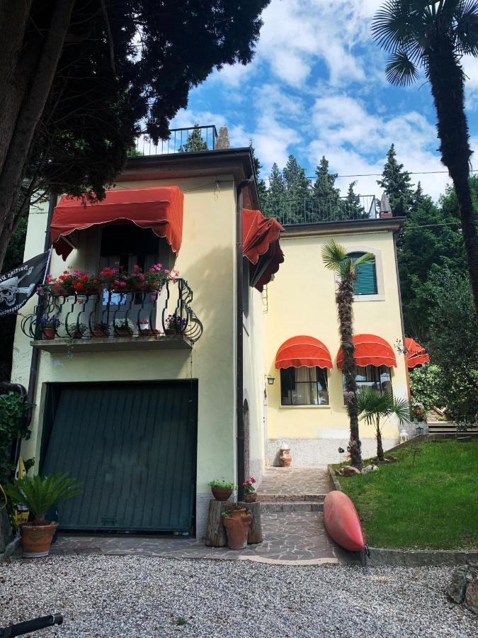 Villa Corteolivo Rooms Torri Del Benaco Luaran gambar