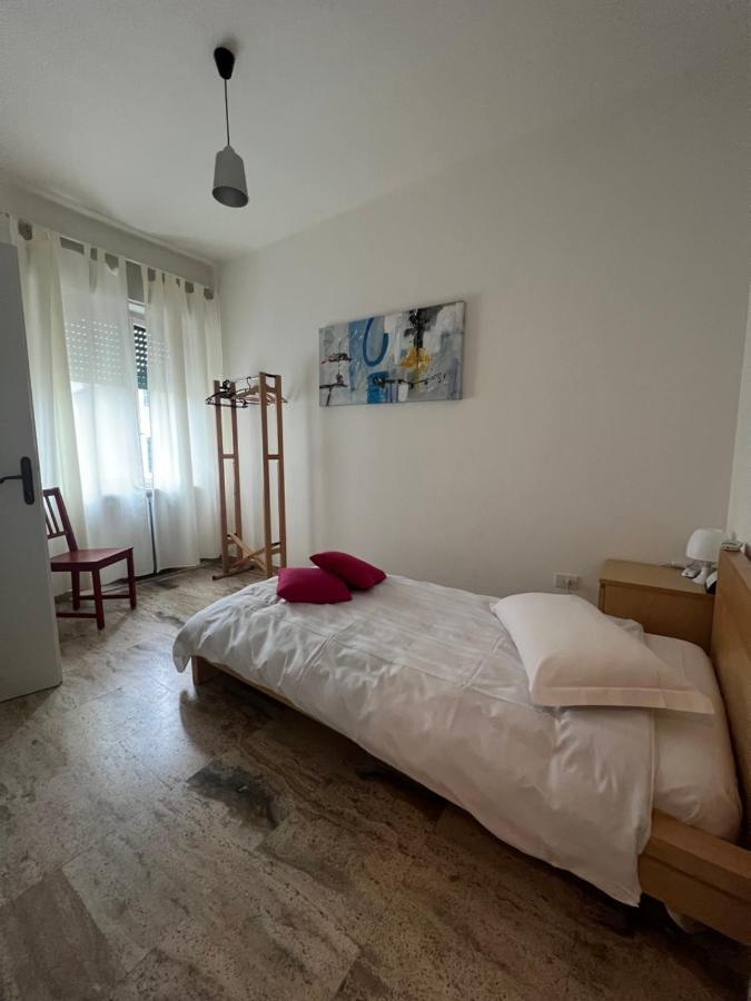 Villa Corteolivo Rooms Torri Del Benaco Luaran gambar